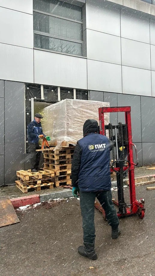 Подача в окно принтера 380 кг